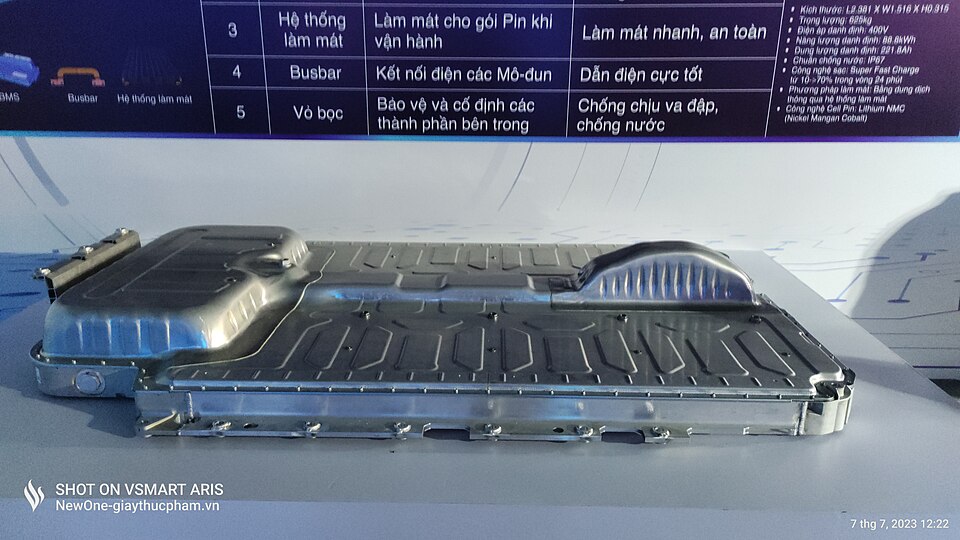 awaria baterii w samochodzie elektrycznym objawy